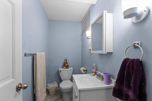 11604 Manchester Avenue, Kansas City, MO 64134