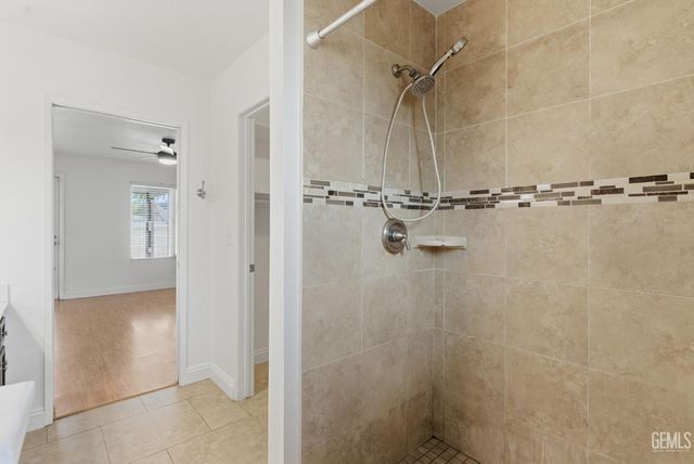 3401 Harris Road, Bakersfield, CA 93313