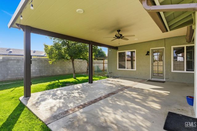 3401 Harris Road, Bakersfield, CA 93313