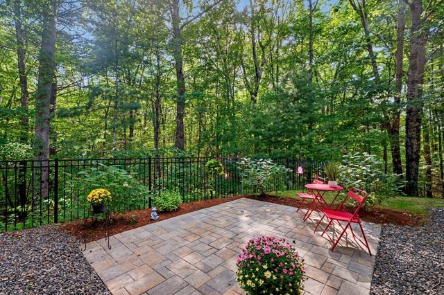 44 Ashwood Ave, Wilmington, MA 01887