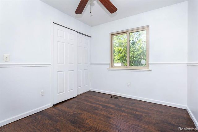 32016 Belcrest Road, Rockwood, MI 48173