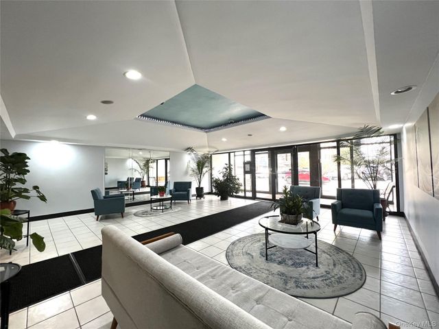 855 E Broadway 6G, Long Beach, NY 11561