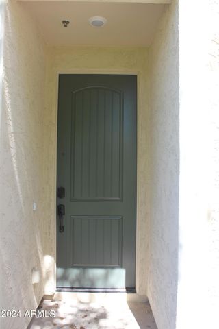 2628 S VOYAGER Drive 106, Gilbert, AZ 85295