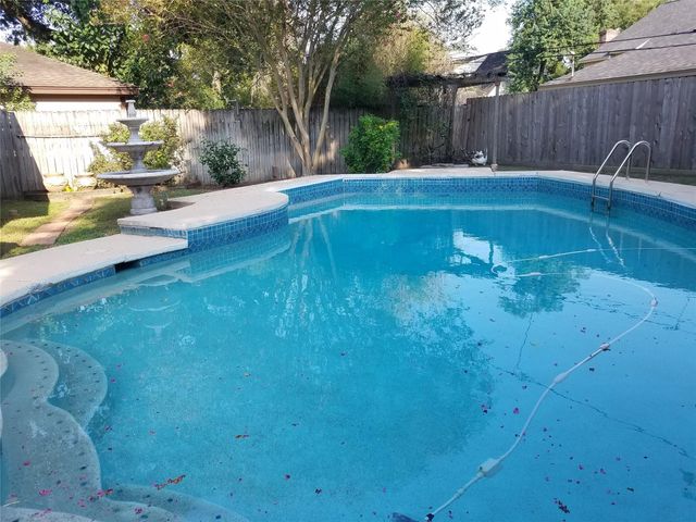 1511 Bodart Drive, Houston, TX 77090