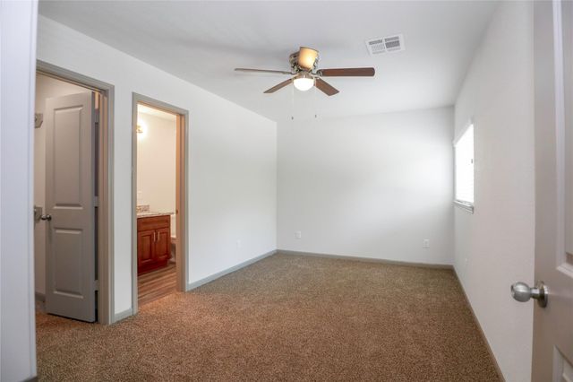 2702 Appian Way, New Caney, TX 77357