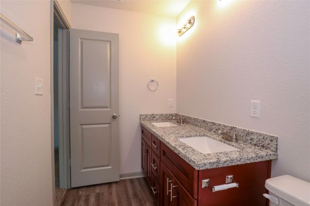 2702 Appian Way, New Caney, TX 77357