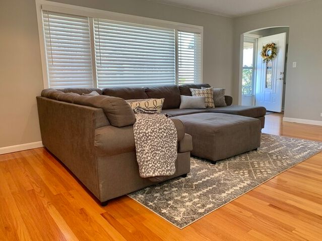 4721 N Ozanam Avenue, Norridge, IL 60706