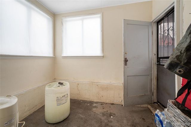 1734 Missouri Avenue, Flint, MI 48506