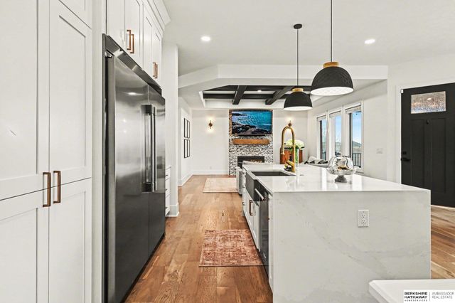 21209 Walnut Circle, Elkhorn, NE 68022