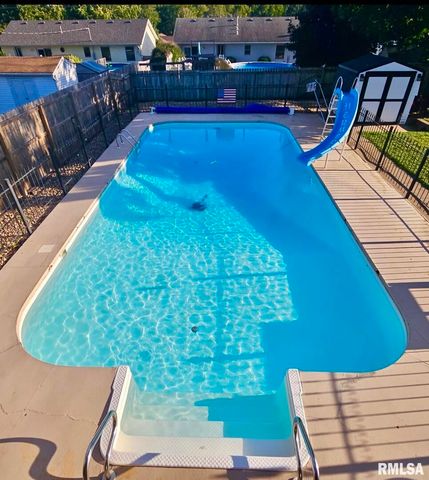 1123 N 27TH Avenue, Clinton, IA 52732