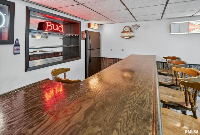 1123 N 27TH Avenue, Clinton, IA 52732