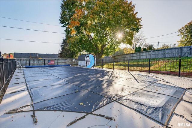 1123 N 27TH Avenue, Clinton, IA 52732