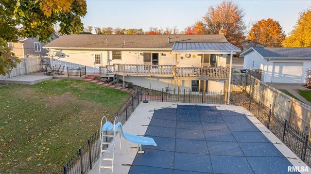 1123 N 27TH Avenue, Clinton, IA 52732