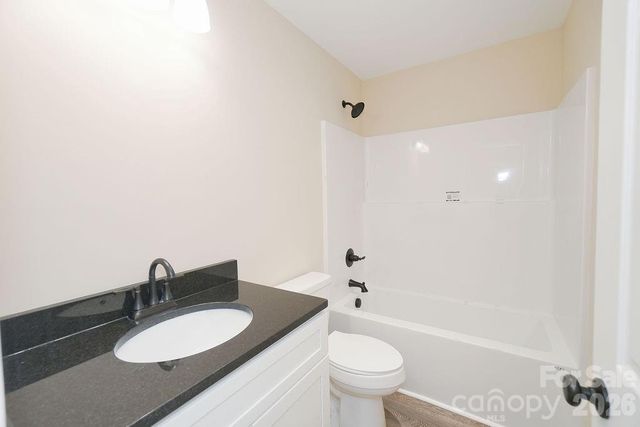 125 Oakhill Court 320, Mount Gilead, NC 27306