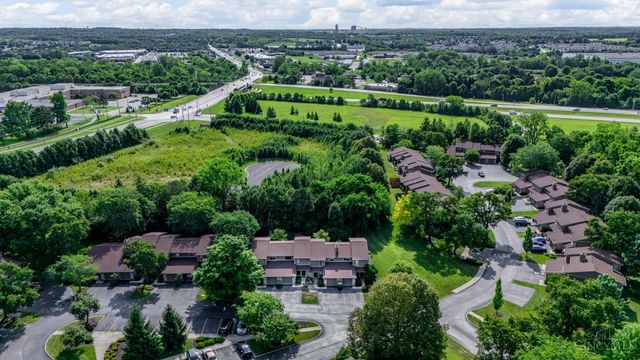 665 Hidden Valley Court, Fairborn, OH 45324