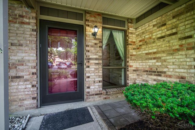 665 Hidden Valley Court, Fairborn, OH 45324