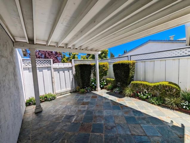 1834 Macduee Way, San Jose, CA 95121