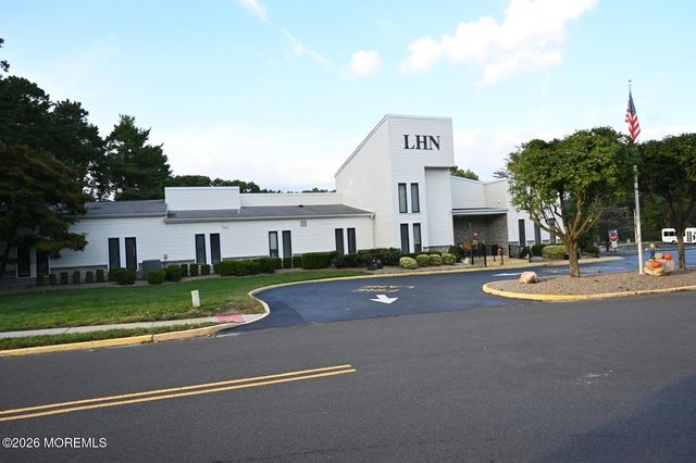 26 Arms Court, Brick, NJ 08723