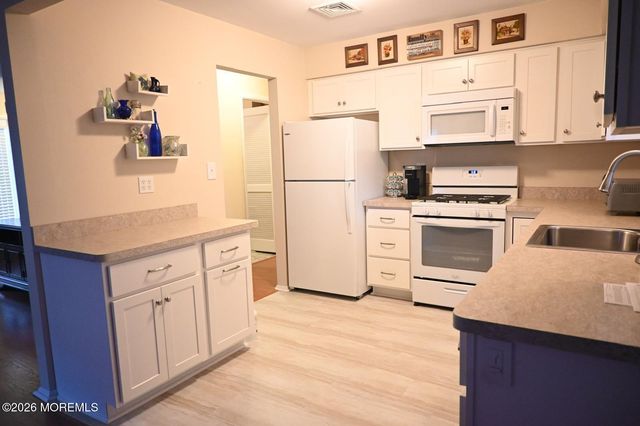 26 Arms Court, Brick, NJ 08723