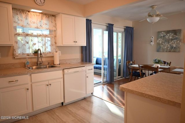26 Arms Court, Brick, NJ 08723