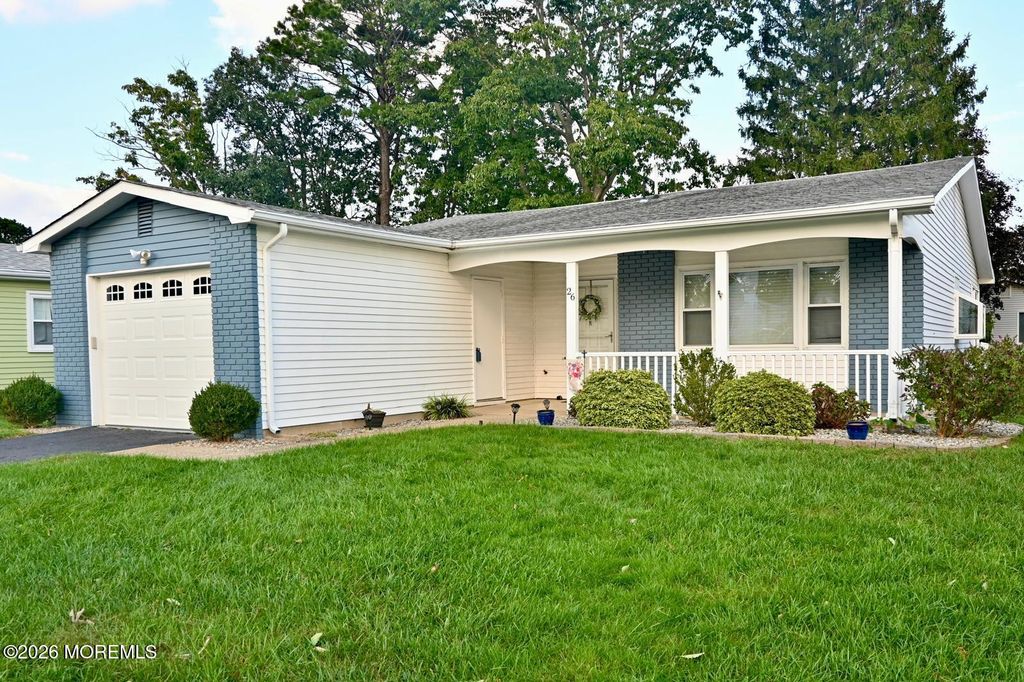 26 Arms Court, Brick, NJ 08723