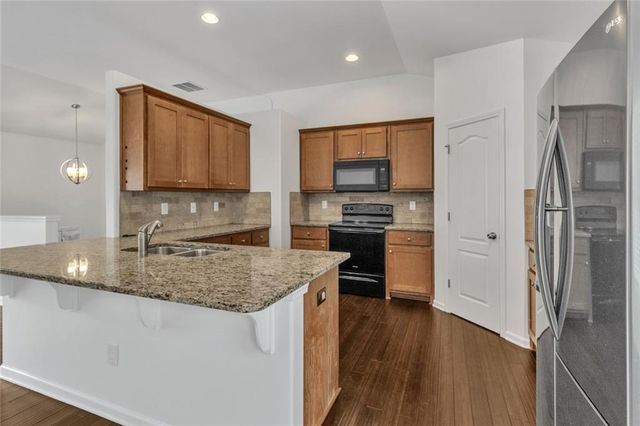 2126 Crown Park Drive, Winder, GA 30680