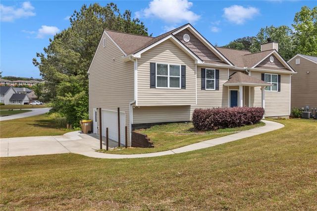 2126 Crown Park Drive, Winder, GA 30680
