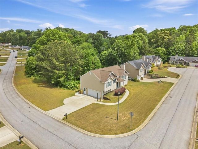 2126 Crown Park Drive, Winder, GA 30680