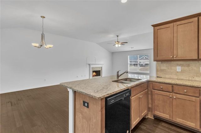 2126 Crown Park Drive, Winder, GA 30680