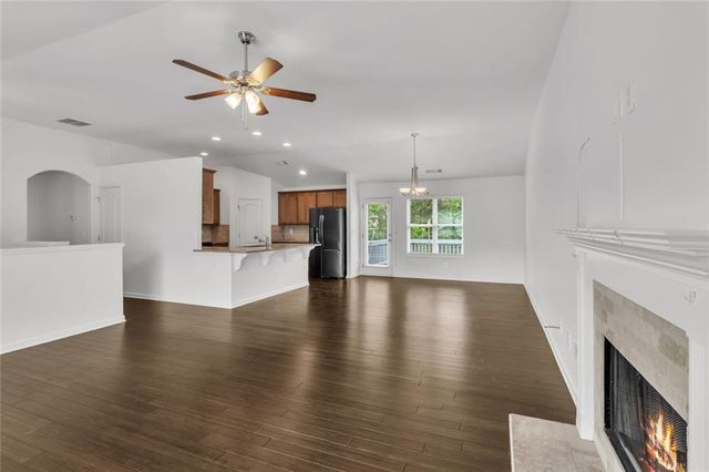 2126 Crown Park Drive, Winder, GA 30680