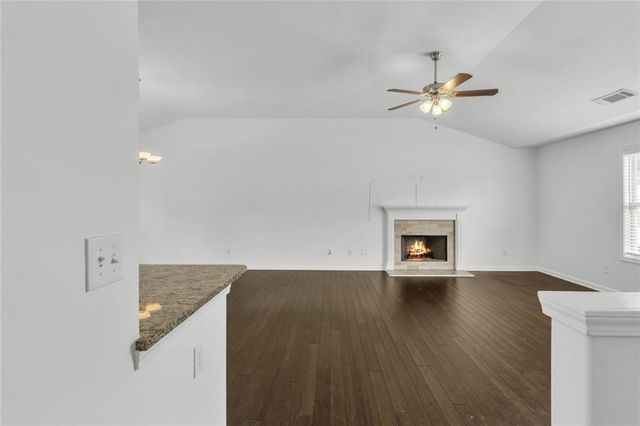 2126 Crown Park Drive, Winder, GA 30680