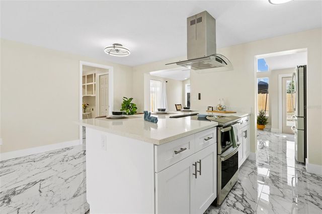 8335 GALEWOOD CIRCLE, Tampa, FL 33615