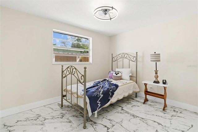 8335 GALEWOOD CIRCLE, Tampa, FL 33615