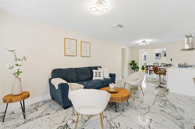 8335 GALEWOOD CIRCLE, Tampa, FL 33615