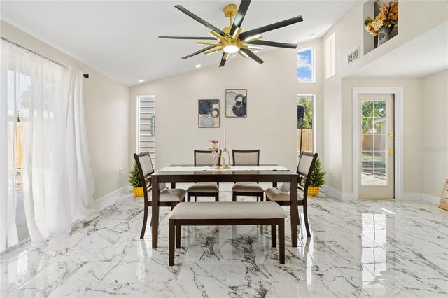 8335 GALEWOOD CIRCLE, Tampa, FL 33615