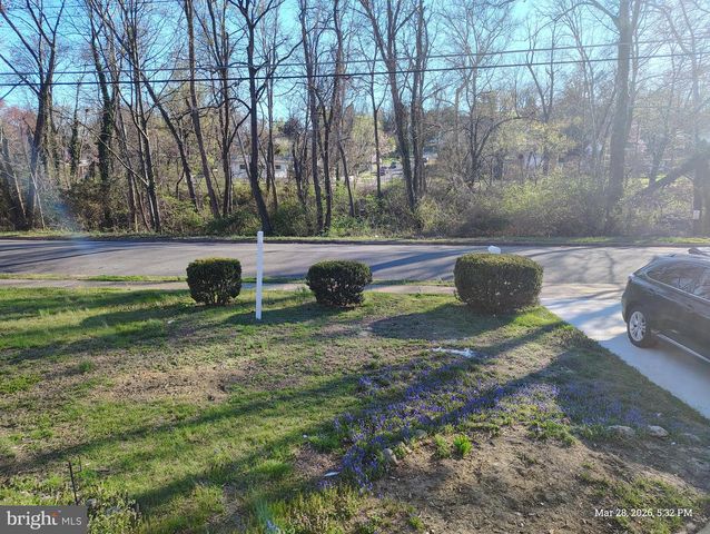 6312 INDIAN RUN PKWY, Alexandria, VA 22312