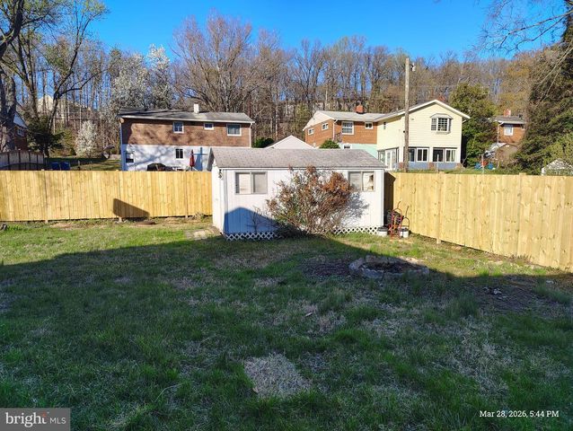 6312 INDIAN RUN PKWY, Alexandria, VA 22312