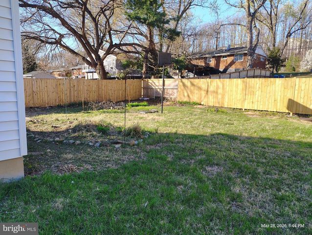 6312 INDIAN RUN PKWY, Alexandria, VA 22312