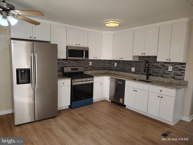 6312 INDIAN RUN PKWY, Alexandria, VA 22312