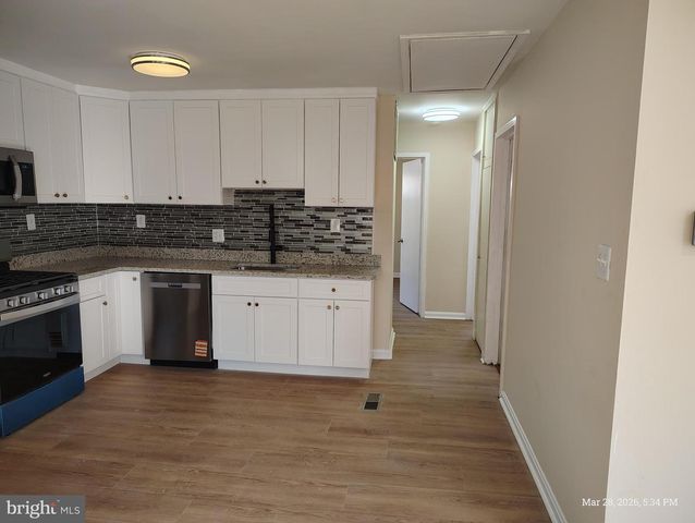 6312 INDIAN RUN PKWY, Alexandria, VA 22312