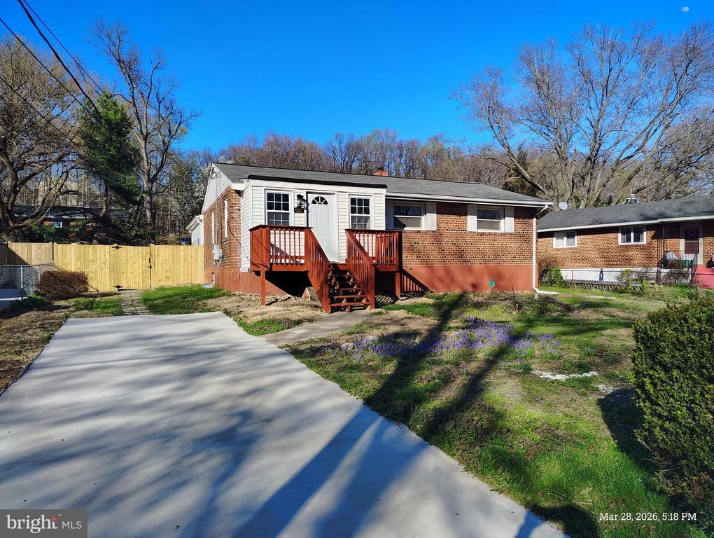 6312 INDIAN RUN PKWY, Alexandria, VA 22312