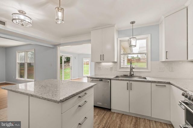 3265 BROCKTON DR, Jefferson, MD 21755