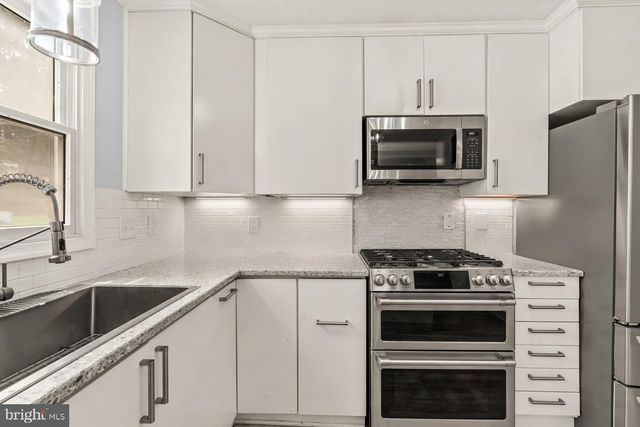3265 BROCKTON DR, Jefferson, MD 21755
