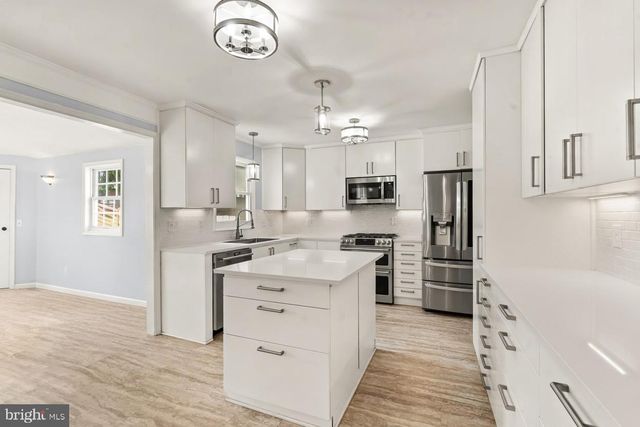 3265 BROCKTON DR, Jefferson, MD 21755