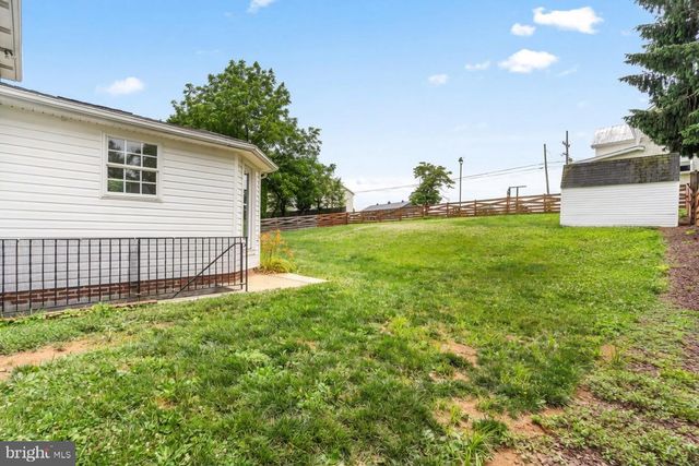 3265 BROCKTON DR, Jefferson, MD 21755