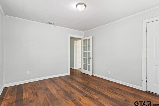 510 N Main St, Lindale, TX 75771