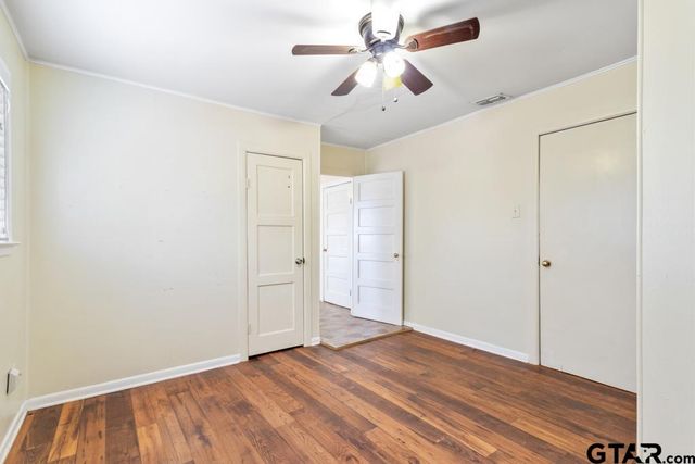 510 N Main St, Lindale, TX 75771