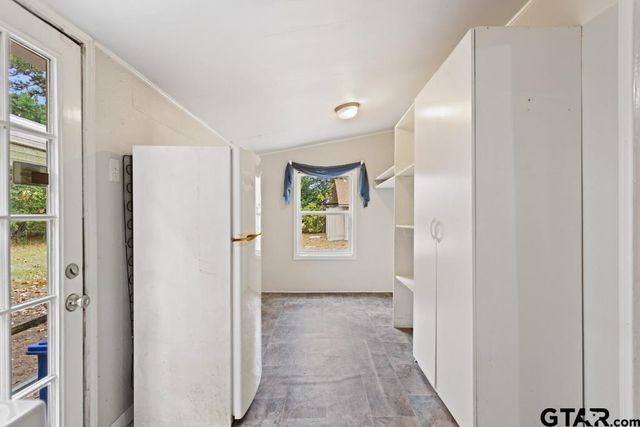 510 N Main St, Lindale, TX 75771