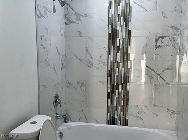 2508-2510 Hawalaska ST SW, Lehigh Acres, FL 33973