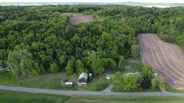 N2224 Wafle Road, Mauston, WI 53948